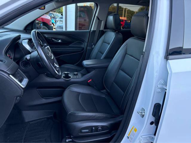 Used 2022 GMC Terrain SLT w/ Infotainment Package II AWD/4WD image 17