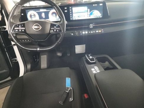 Used 2024 Nissan Ariya FWD image 5