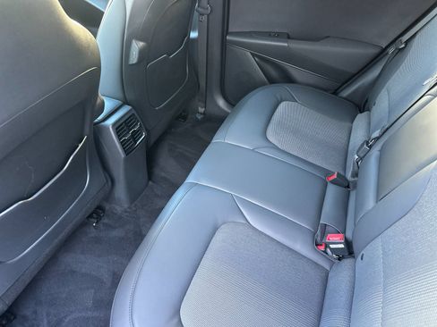 Used 2023 Kia Niro Wind FWD image 12