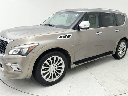 Used 2016 INFINITI QX80 2WD w/ Deluxe Technology Package image 3