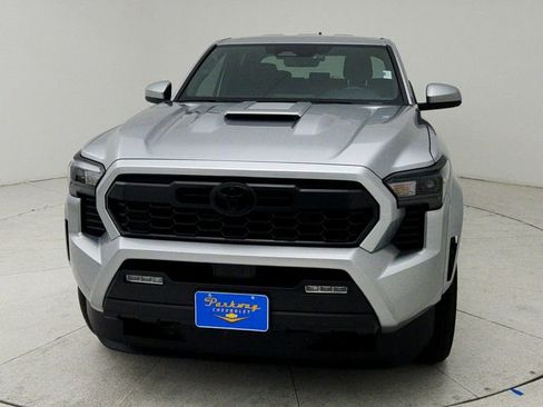 Used 2024 Toyota Tacoma TRD Sport RWD image 2