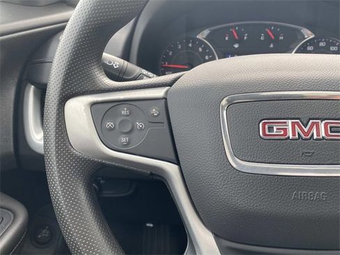 Used 2022 GMC Terrain SLE w/ Driver Convenience Package image 34