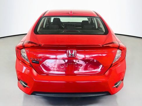 Used 2017 Honda Civic EX-T image 7