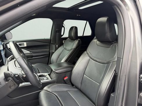Used 2020 Ford Explorer ST w/ ST Street Pack AWD/4WD image 18