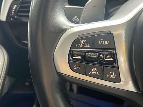 Used 2022 BMW M550i xDrive image 28