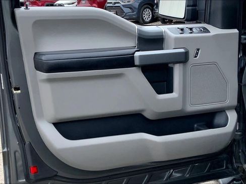 Used 2016 Ford F150 XLT w/ Equipment Group 301A Mid image 20