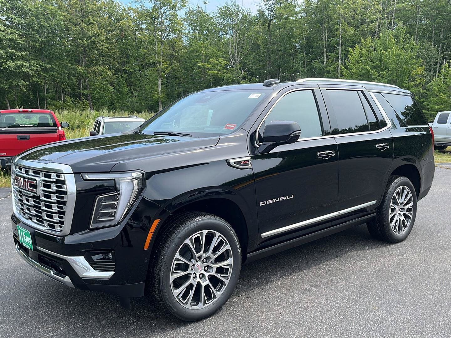 New 2026 GMC Yukon Denali w/ Denali Reserve Package AWD/4WD image 1