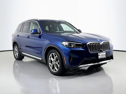 Used 2022 BMW X3 xDrive30i w/ Premium Package AWD/4WD image 3