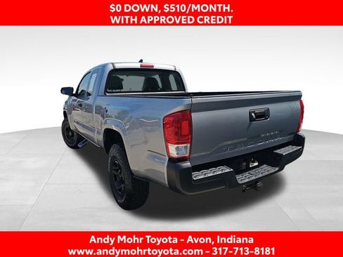 Used 2017 Toyota Tacoma SR RWD image 5