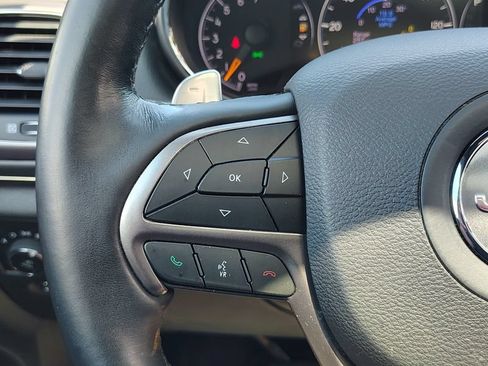 Used 2019 Jeep Grand Cherokee Limited X AWD/4WD image 31