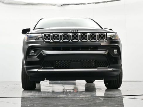 New 2026 Jeep Compass Latitude AWD/4WD image 37