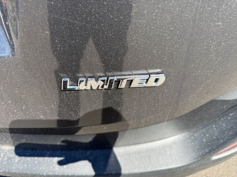 Used 2015 Toyota RAV4 Limited FWD image 22