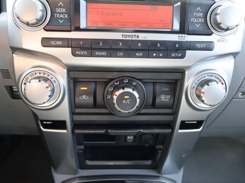 Used 2011 Toyota 4Runner SR5 image 69