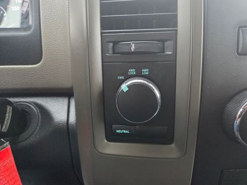 Used 2012 RAM 1500 Express AWD/4WD image 27