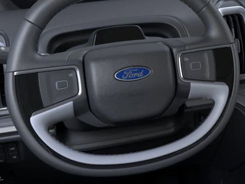 New 2025 Ford Expedition Platinum image 12