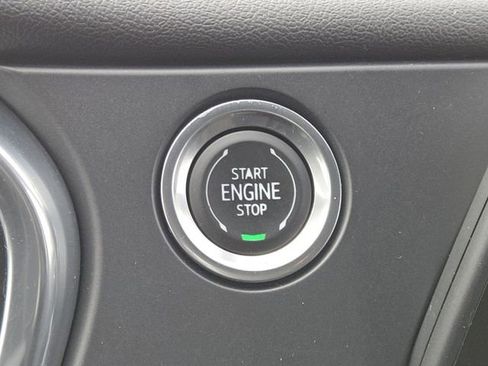 Used 2020 Chevrolet Blazer LT FWD image 13