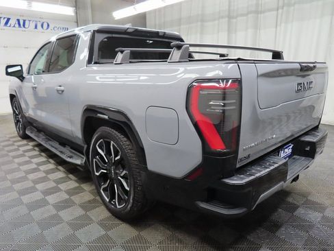 Used 2025 GMC Sierra EV Denali image 5