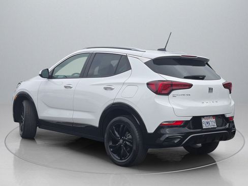 Used 2024 Buick Encore GX Sport Touring image 5