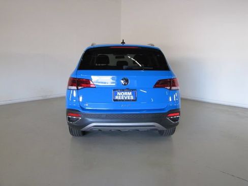 Used 2022 Volkswagen Taos SE FWD image 22