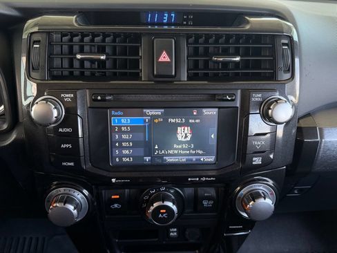 Used 2019 Toyota 4Runner TRD Off-Road Premium AWD/4WD image 16