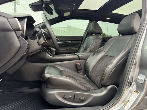 Used 2021 Nissan Maxima SR w/ Sport Mat Group FWD image 27