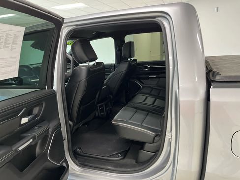 Used 2024 RAM 1500 Laramie image 13