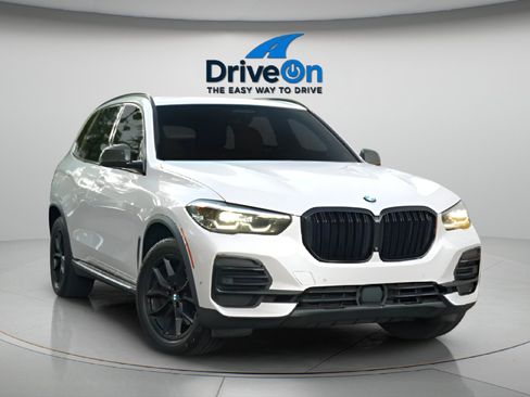 Used 2022 BMW X5 xDrive40i AWD/4WD image 12