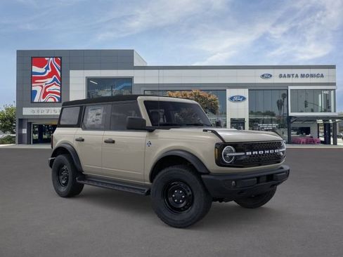 New 2026 Ford Bronco Outer Banks AWD/4WD image 7
