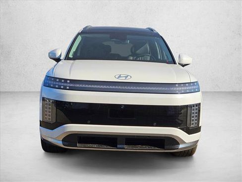 New 2026 Hyundai Ioniq 9 Calligraphy image 5