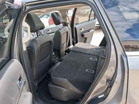 Used 2010 Ford Edge Limited FWD image 18