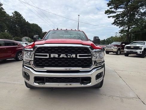 Used 2023 RAM 5500 SLT w/ Quick Order Package 2YG SLT AWD/4WD image 15