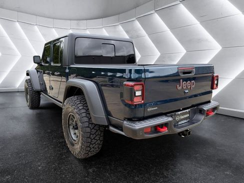 Used 2025 Jeep Gladiator Rubicon w/ Safety Group AWD/4WD image 5