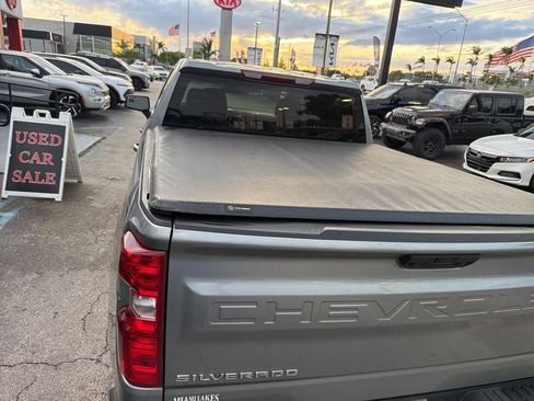 Used 2024 Chevrolet Silverado 1500 LT image 3