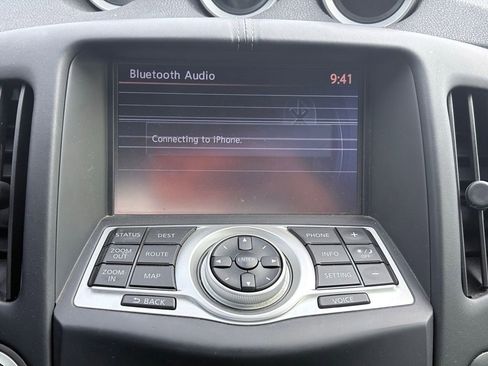 Used 2014 Nissan 370Z Touring w/ Sport Package RWD image 8