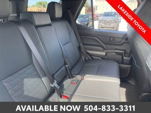 Certified 2026 Toyota 4Runner TRD Off-Road Premium AWD/4WD image 19