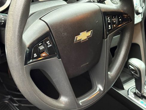 Used 2015 Chevrolet Equinox LS image 12