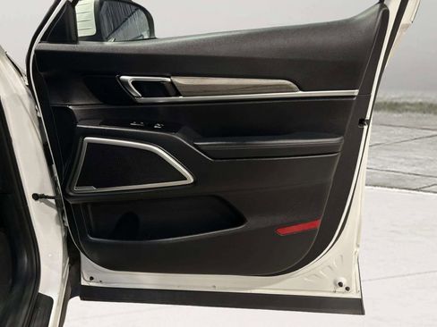 Used 2020 Kia Telluride EX image 32