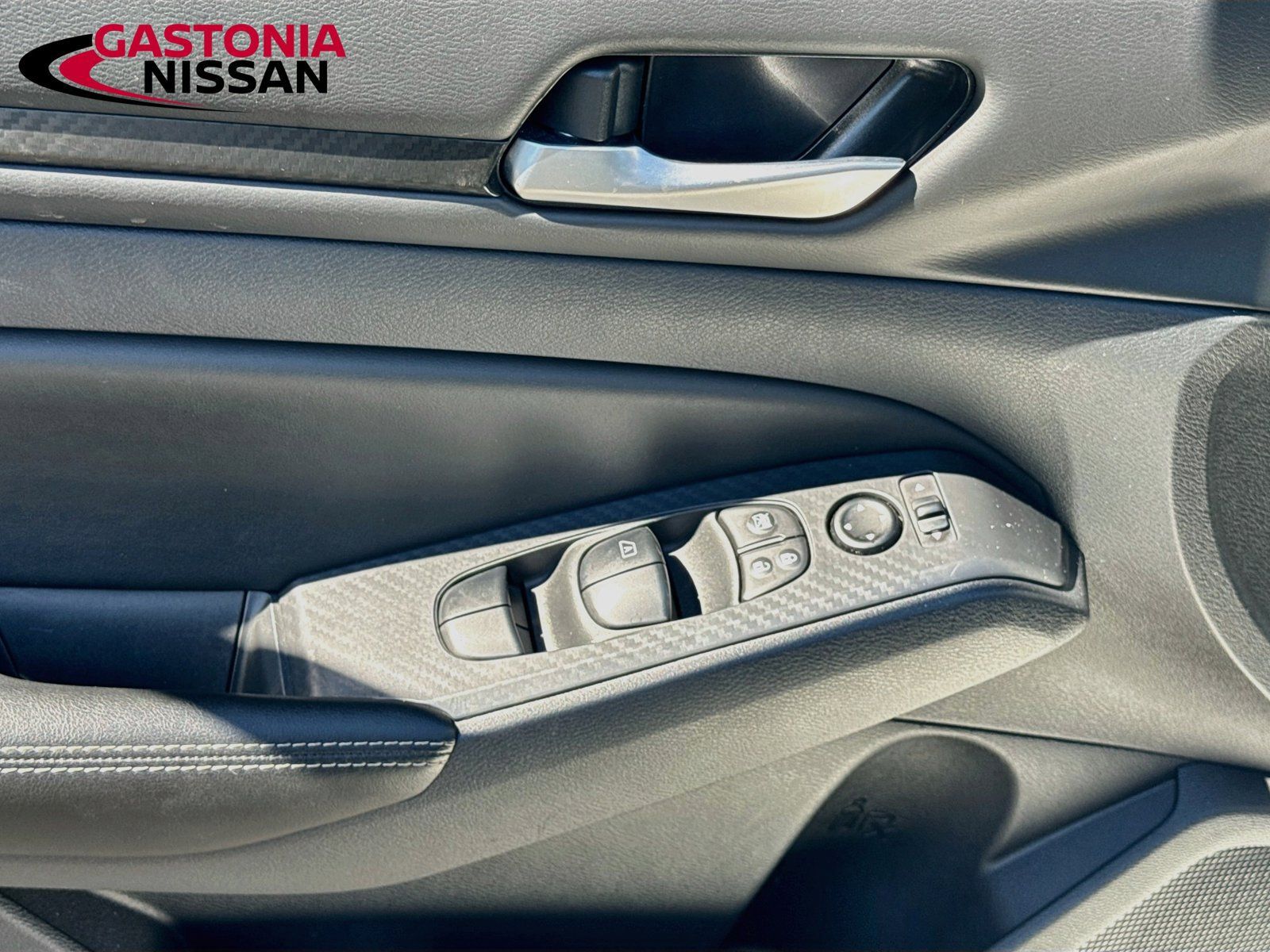 Used 2025 Nissan Altima 2.5 SV FWD image 22