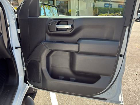 New 2026 Chevrolet Silverado 1500 Custom Trail Boss w/ LPO, Dark Essentials Package AWD/4WD image 57