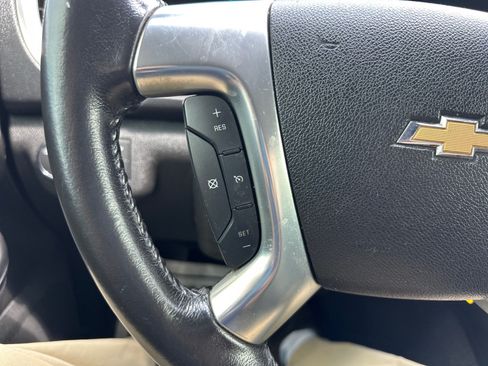 Used 2013 Chevrolet Traverse LT w/ All-Star Edition FWD image 20