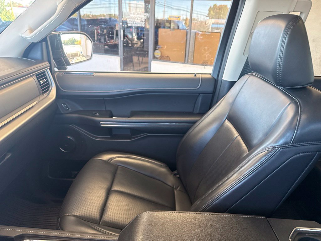 Used 2022 Ford Expedition Max XLT AWD/4WD image 25