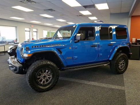 Used 2023 Jeep Wrangler Unlimited Rubicon 392 w/ Dual Top Group AWD/4WD image 3