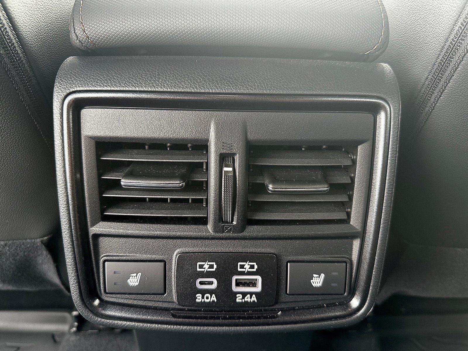 Certified 2025 Subaru Forester Touring AWD/4WD image 14