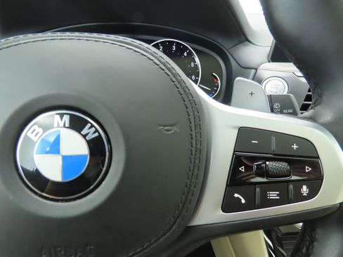 Used 2021 BMW X3 sDrive30i w/ M Sport Package image 12