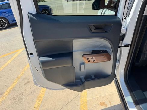 Used 2024 Ford Maverick Lariat FWD image 23