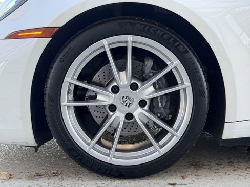 Used 2021 Porsche 911 Carrera image 16