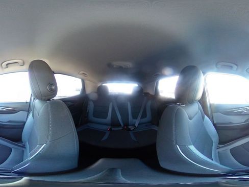 Used 2025 Chevrolet TrailBlazer LT image 40