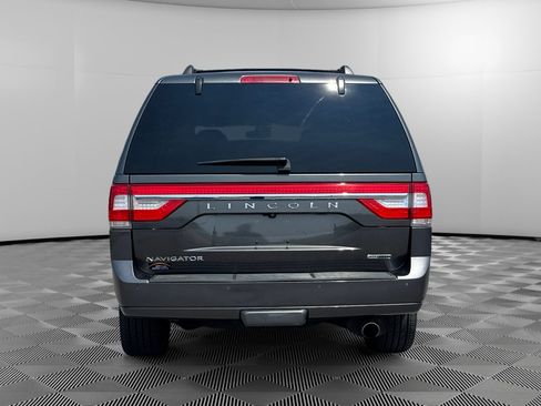Used 2016 Lincoln Navigator Reserve AWD/4WD image 7