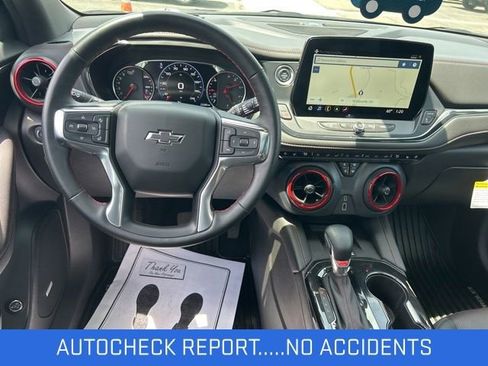 Certified 2025 Chevrolet Blazer RS w/ Enhanced Convenience Package AWD/4WD image 2