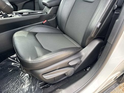 New 2026 Jeep Compass Latitude AWD/4WD image 19